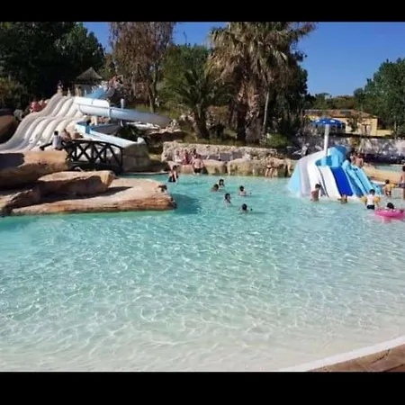 Loue Mobil-home Camping Les Sables D'or Cap D'agde. Parque de Campismo Agde